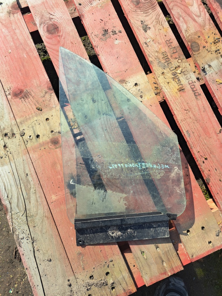 фото №1, Скло двері правий перед renault megane i cabrio