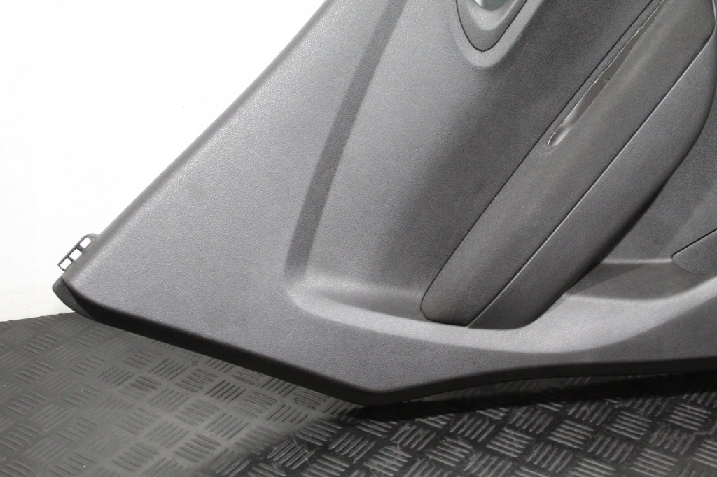 фото №2, Оббивка обшивка двері лівий задня renault kadjar lift