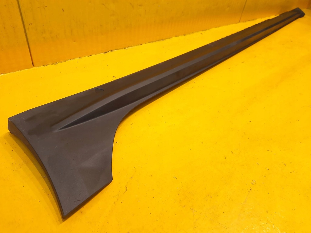 фото №1, Audi a4 b9 kombi allroad молдинг порог левая 8w9853859d