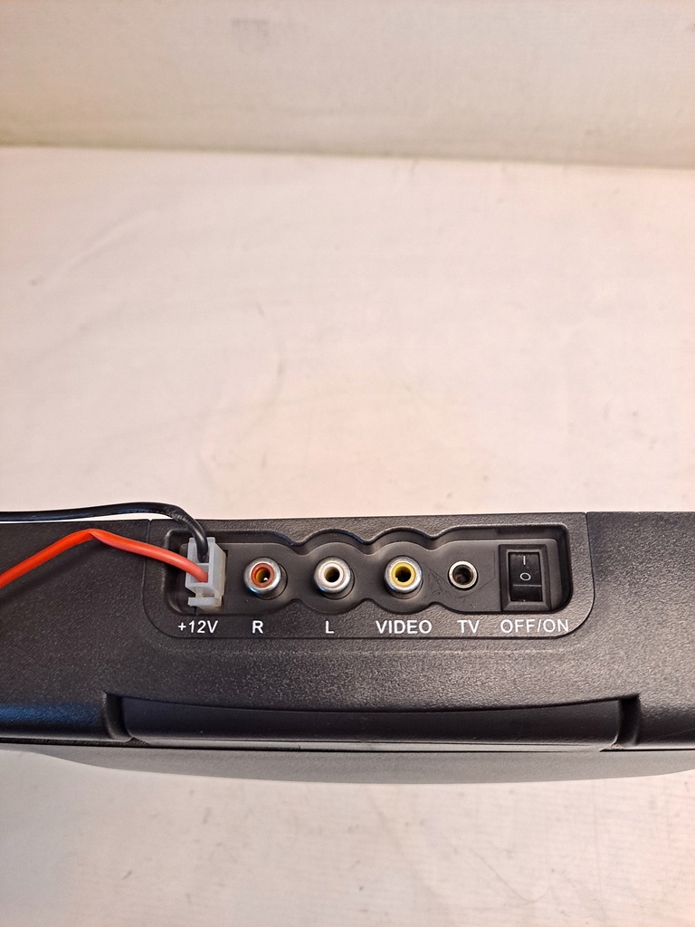 фото №10, Экран проигрыватель dvd car-tft cherokee wk