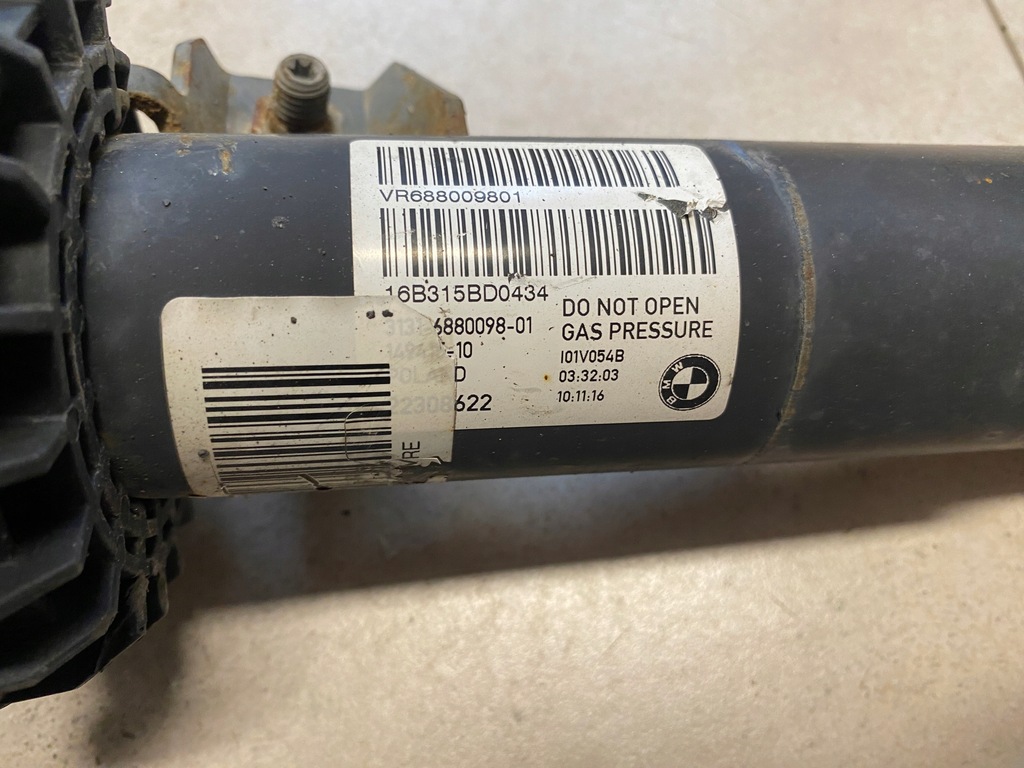 фото №3, Bmw i3 амортизатор правий перед 6880098