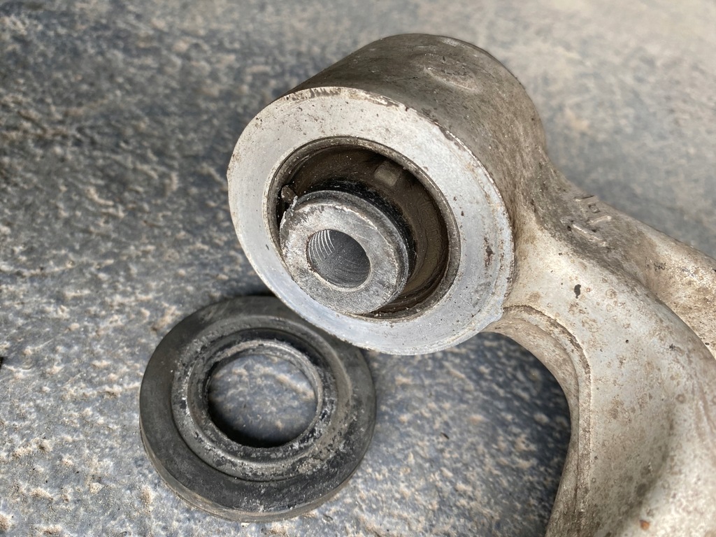 фото №8, Infiniti m30d поворотний кулак права передня важіль втулка abs 2011rok