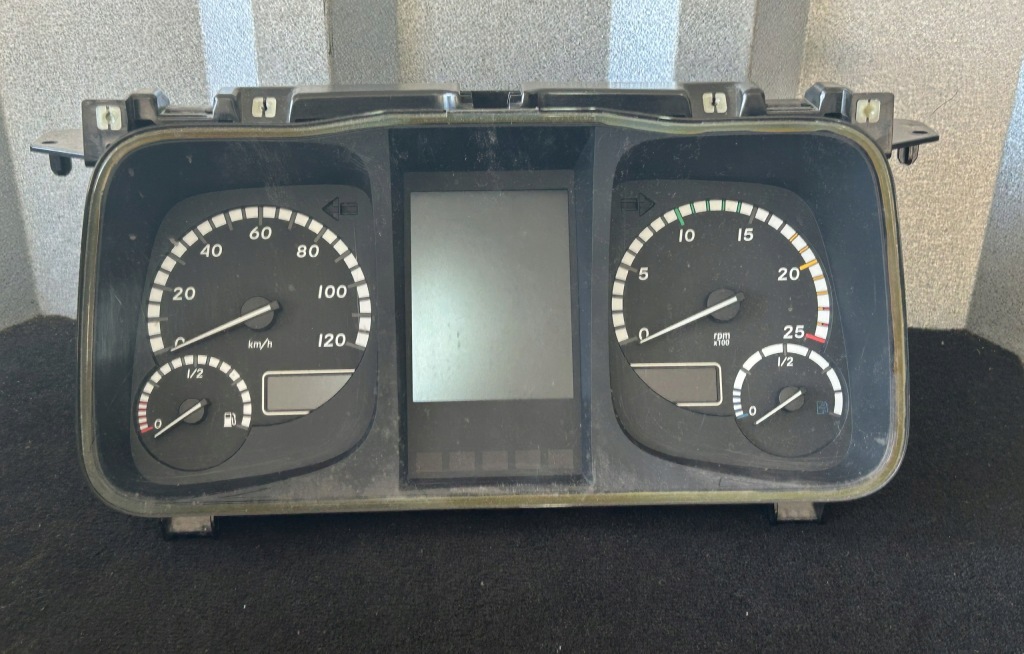 Купить Счетчик приборы mercedes actros mp4 a0104464621