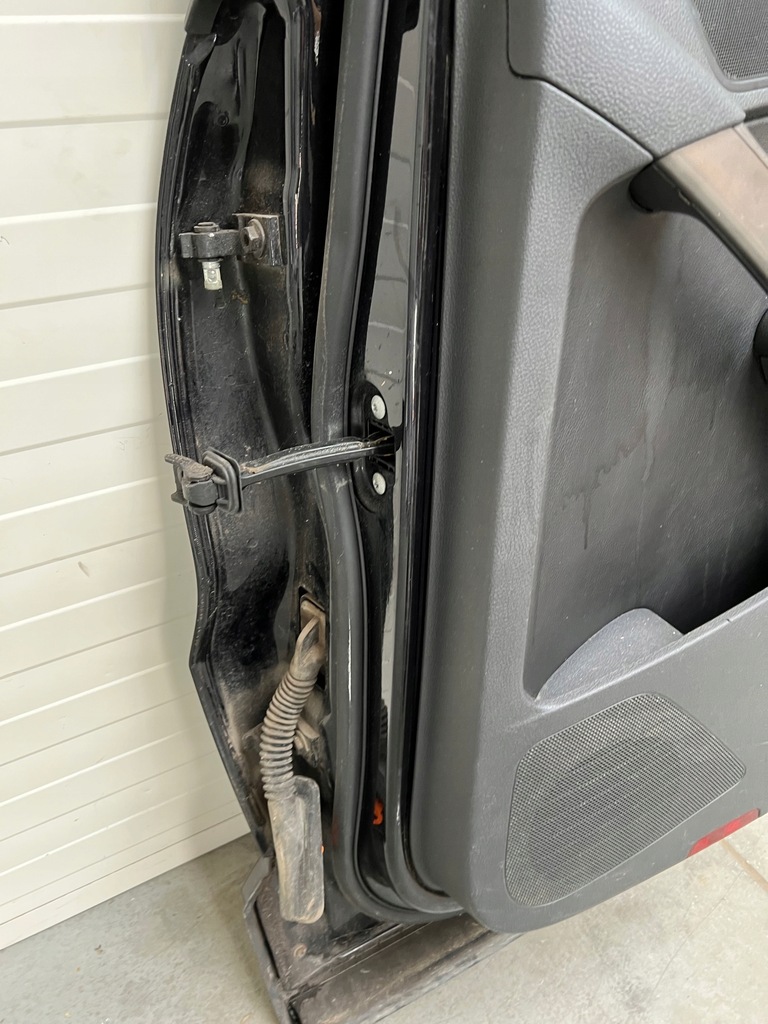 фото №7, Дверь правый задняя задние vw volkswagen tiguan 5n0