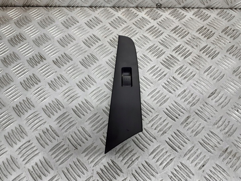 фото №1, Панель управление стекло левый задняя mazda 3 bk