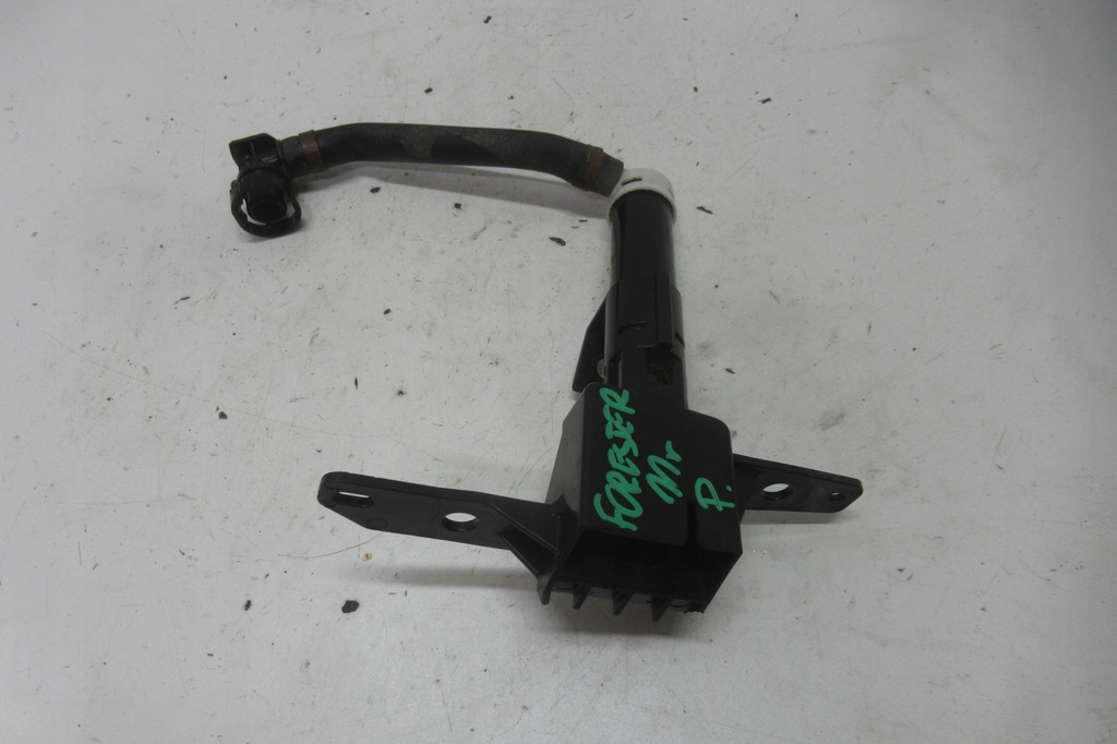 фото №1, Subaru forester 11r омыватель правый