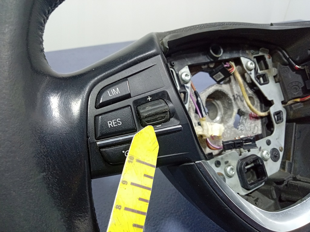 фото №4, Bmw 7 f01 f02 f07 воздуховод кожа мультифункция 6102376