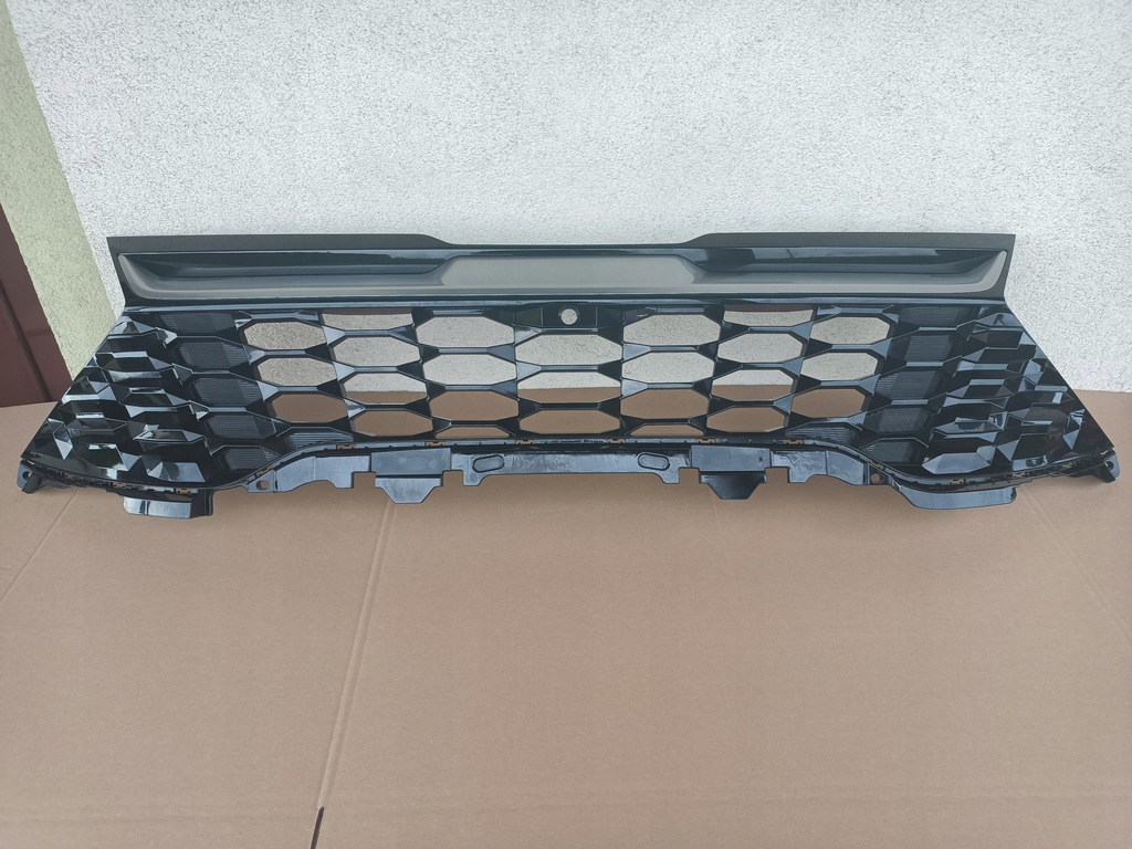 фото №2, Решётка радиатора решётка радиатора решётка kia sportage v 21- pod камера оригинал