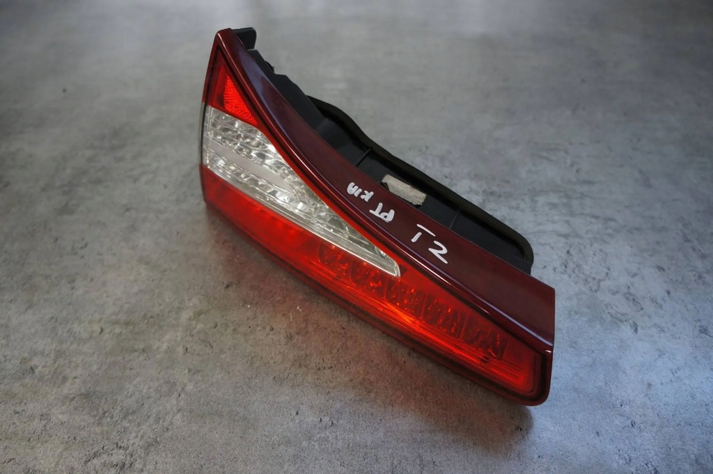 фото №1, Лампа правий задня задня кришки kia optima iii sedan