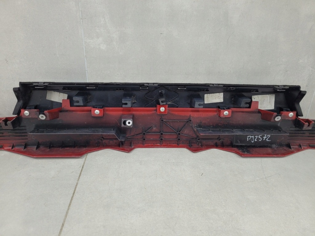 фото №12, Накладка молдинг накладка крышки багажника задняя suzuki sx4 s-cross 2 ii 21-