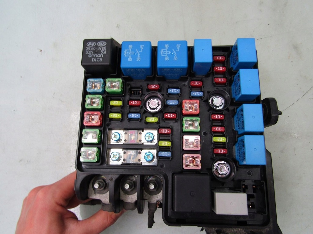 фото №7, Ceed i 1.4 09r коробка предохранителей корпус 91950-1h020