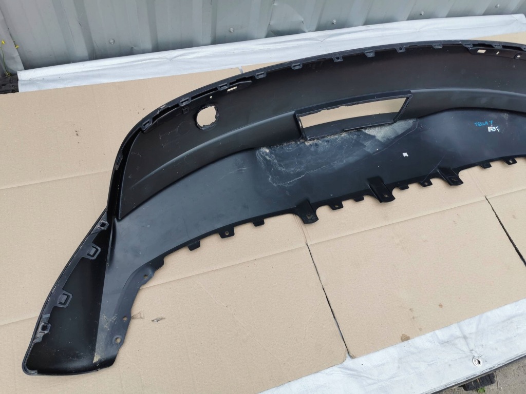 Tesla model y спойлер дифузор бампер задня 1493763- 00-a Зі Шроту