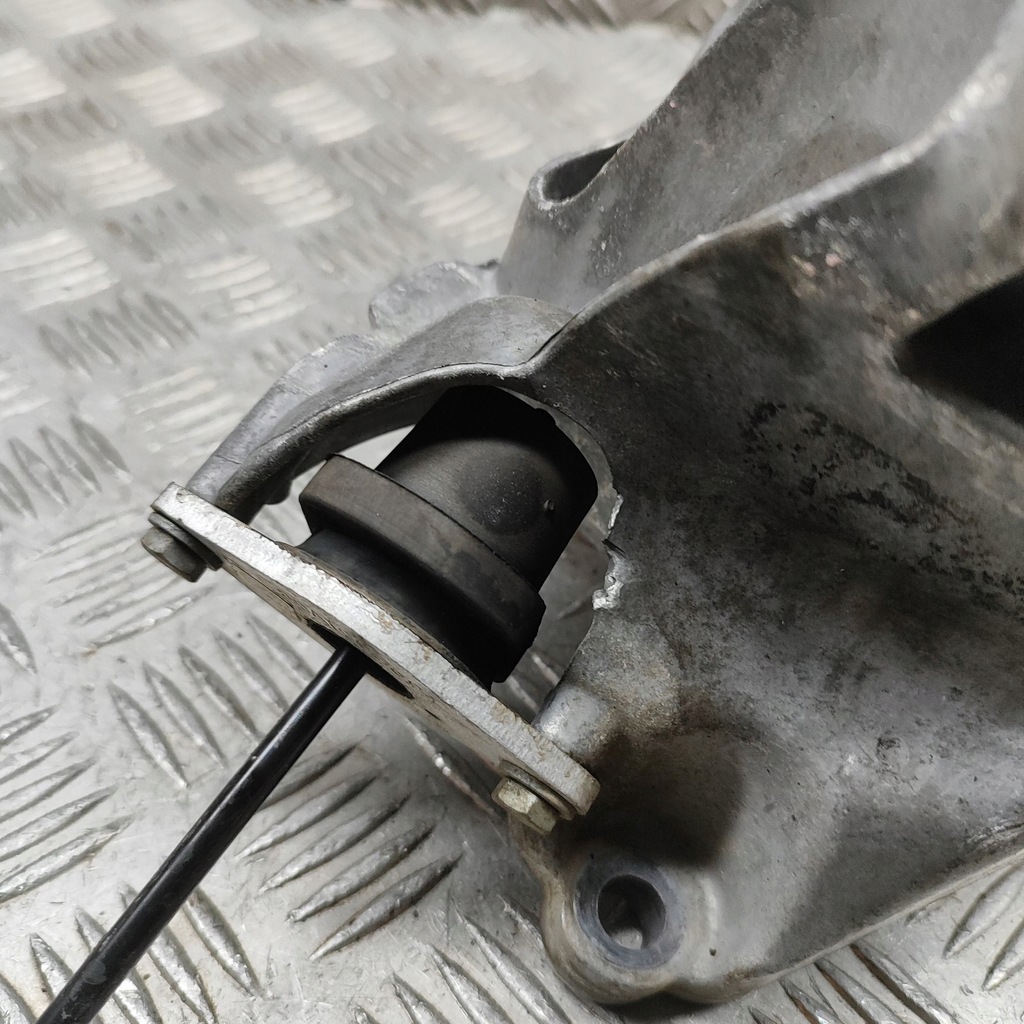 фото №6, Audi q5 sq5 2021 ліва сторона кронштейн / кронштейн двигуна