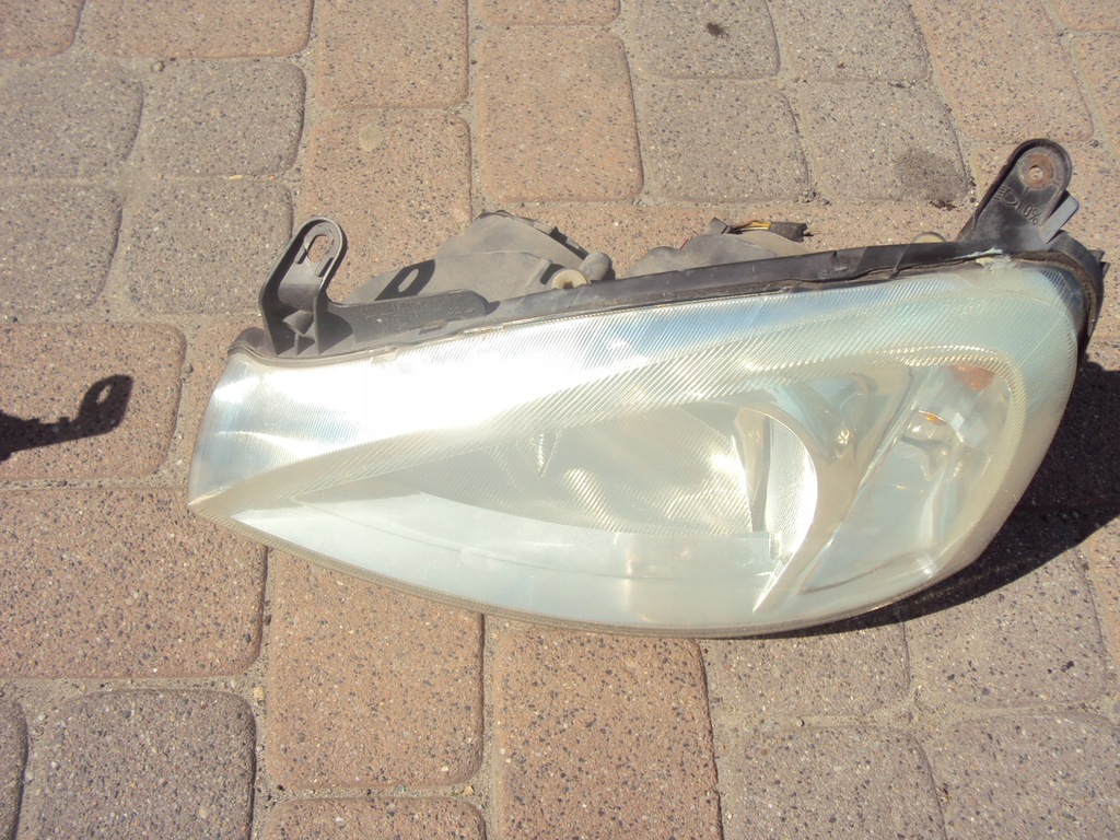 фото №1, Фара corsa c lift bosch левый 13115004