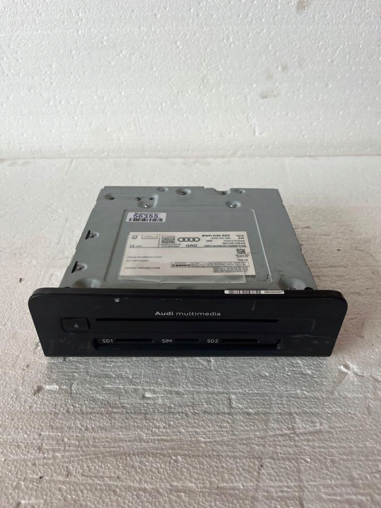 фото №1, Зчитувач мультимедіа audi 8w0035652