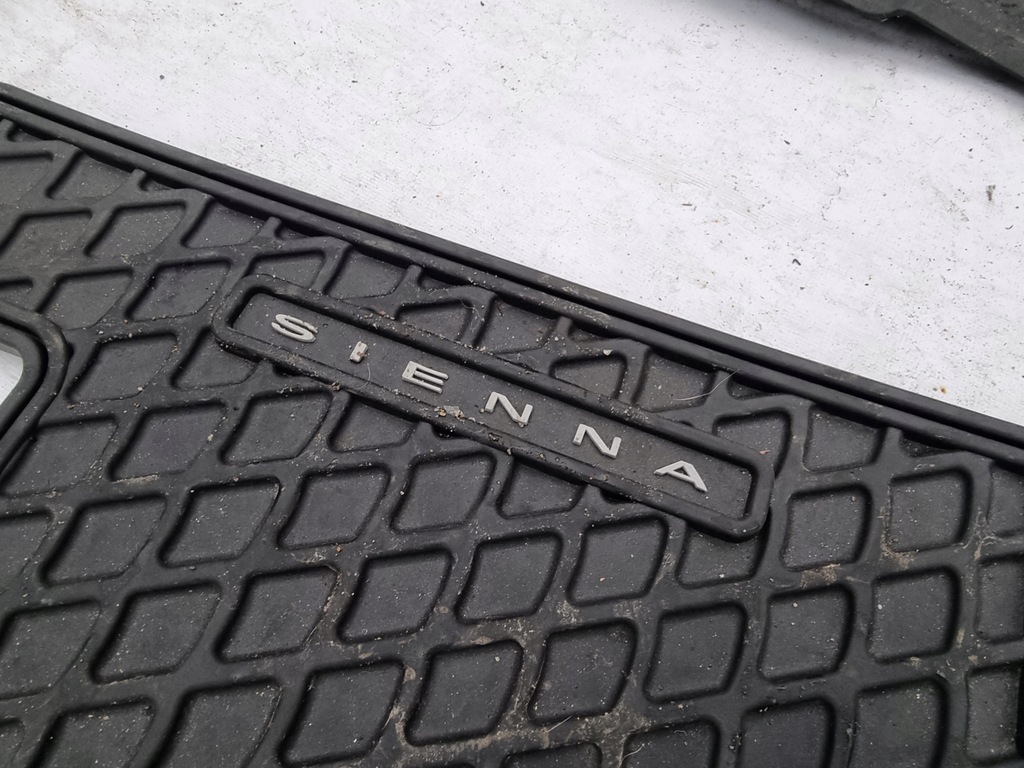 фото №7, Toyota sienna 2.5 hybrid xl40 xse limited коврик коврики комплект 2021-