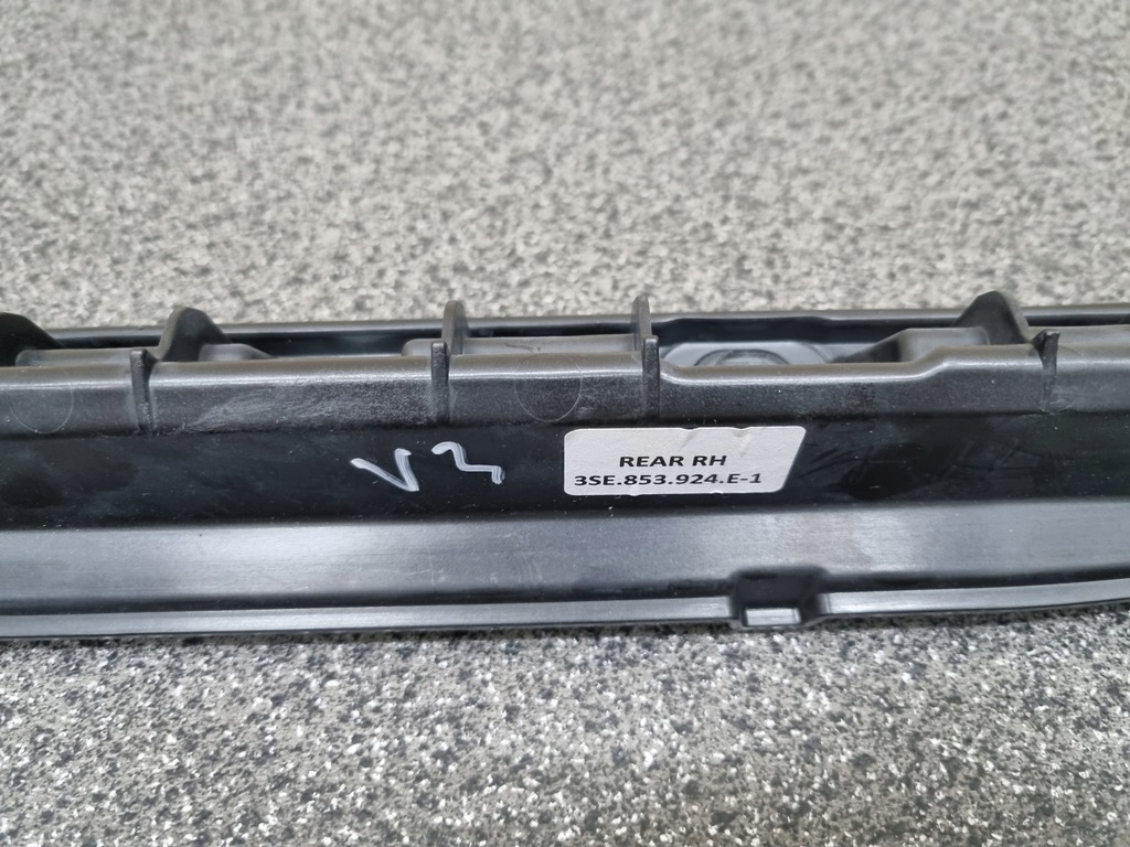 фото №6, Bentley flying spur кронштейн накладка поріг поріг