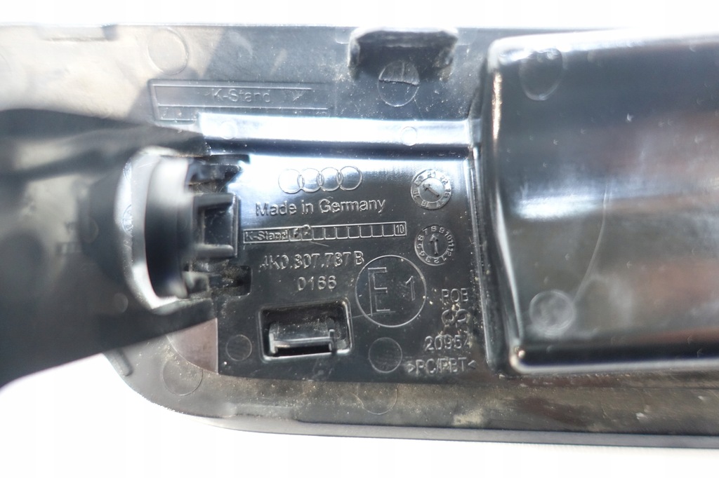 фото №5, Заглушка распылителя левая audi a6 c8 4k0807787b