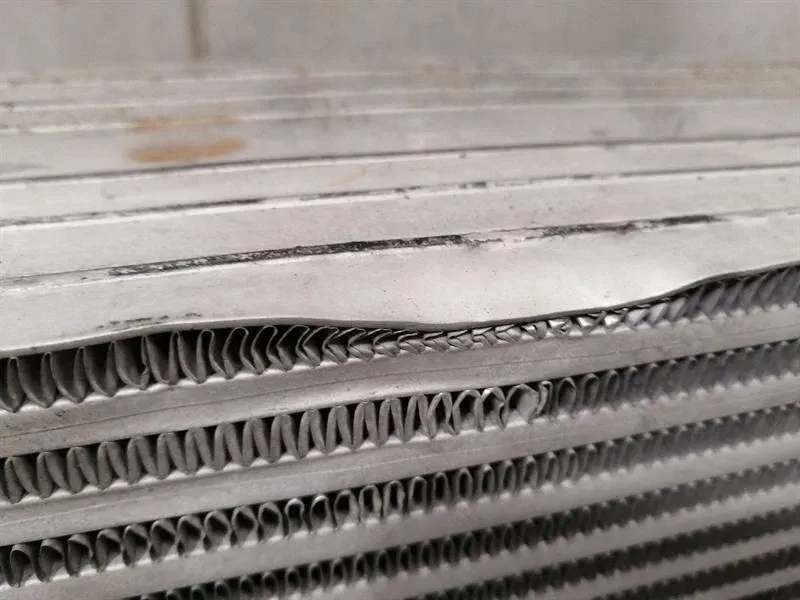 Интеркулер bmw x1 f48 7617600 интеркулер 2.0 Киев