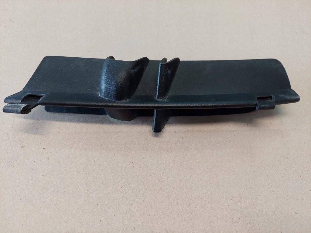 фото №1, Решётка бампера заглушка фаркоп audi a3 8l 96-00fvat