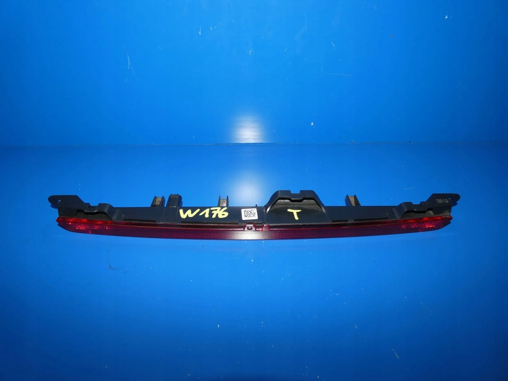 фото №1, Mercedes a klasa w176 третій світло стоп з кришки