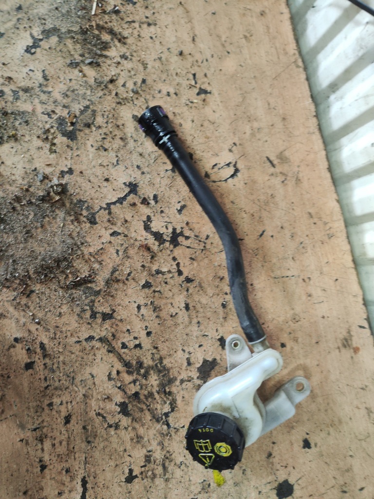 фото №1, Ford fiesta mk7 бачок рідина гальмівний