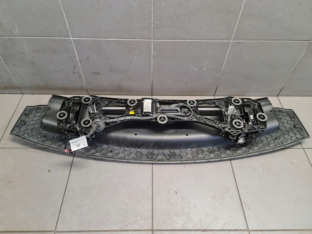 фото №9, Спойлер механізм кришки porsche panamera 971974224b