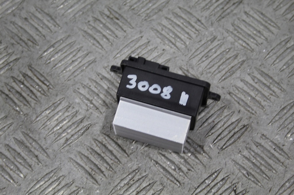 фото №1, Резистор вентилятор peugeot 3008 ii 2