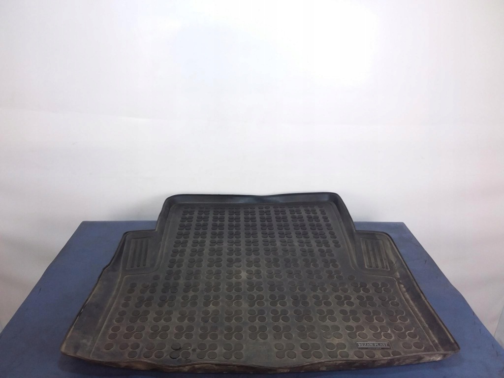 фото №1, Bmw 3 e90 мат резиновый багажника