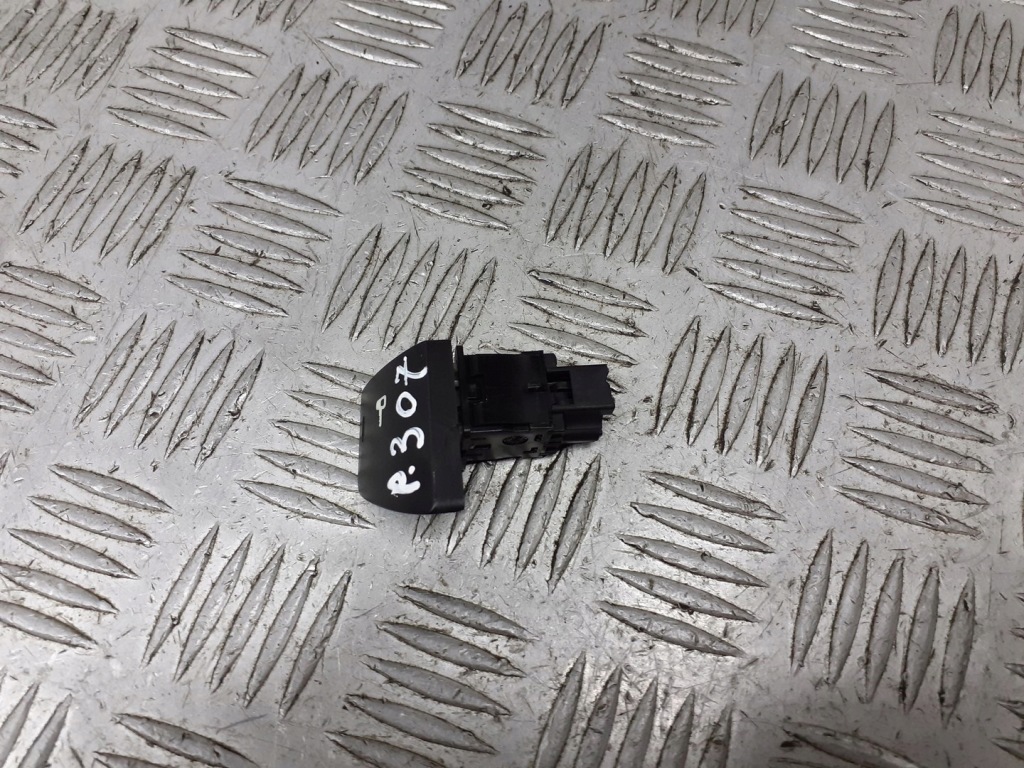 фото №2, Переключатель замка центрального peugeot 307 sw