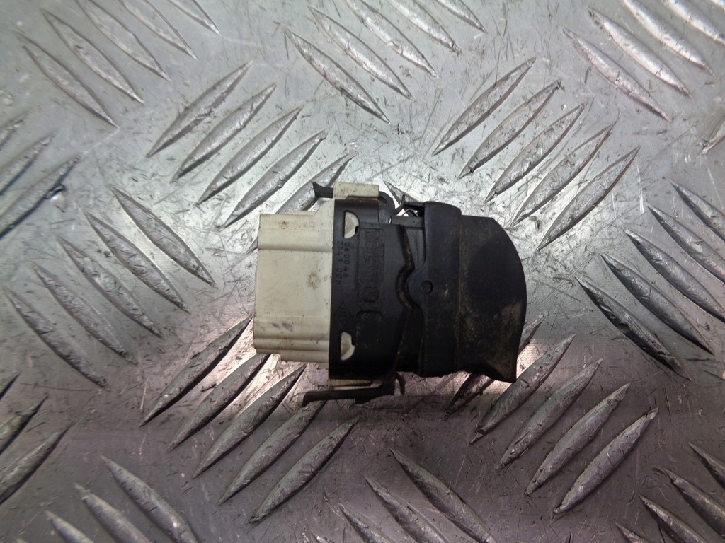 фото №3, Кнопка переключатель стекло renault clio ii