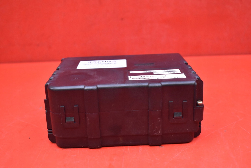 фото №5, Блок управления модуль тормоза стояночного 89680-47010 toyota prius ii xw20 03-11