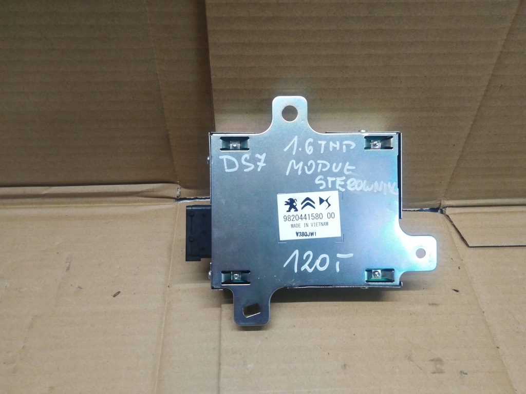 фото №1, Citroen ds7 модуль блок управления 9820441580 1,6 thp