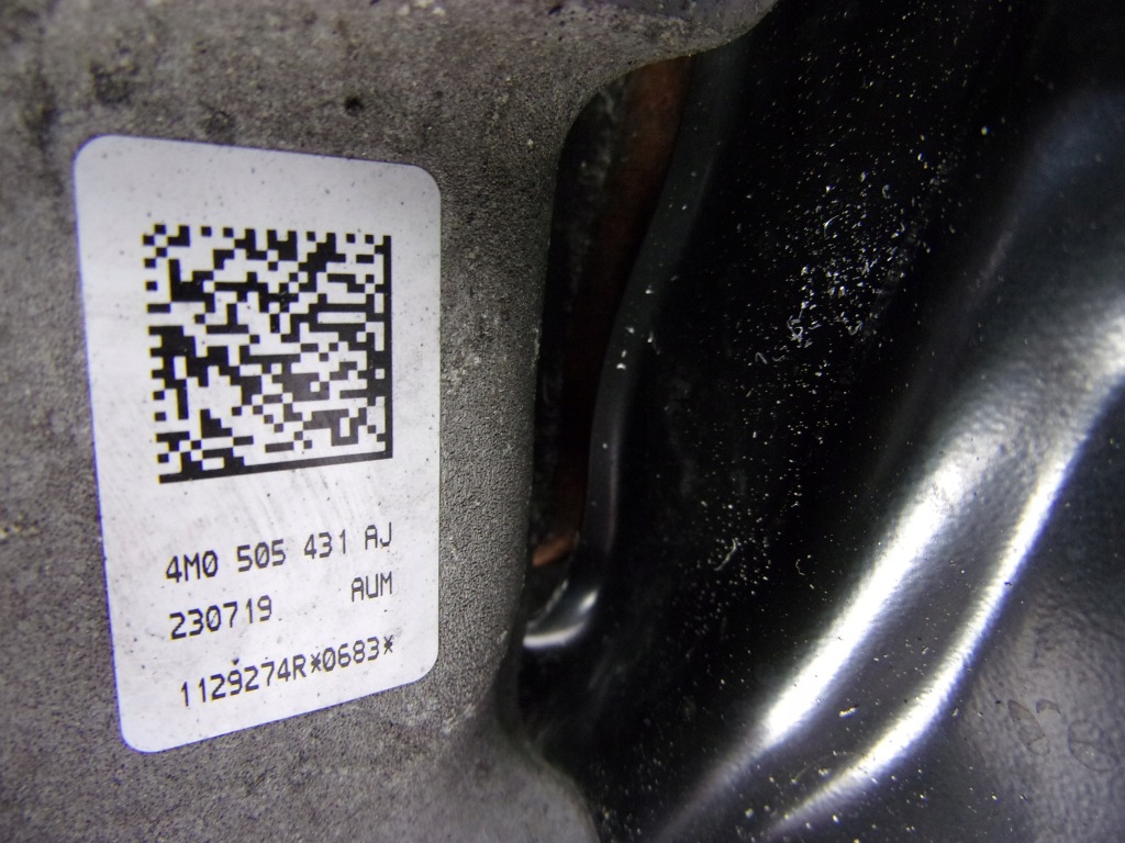 фото №7, Audi q8 3.0 18- ступица поворотный кулак левая задняя 4m0505431aj 4m0615611