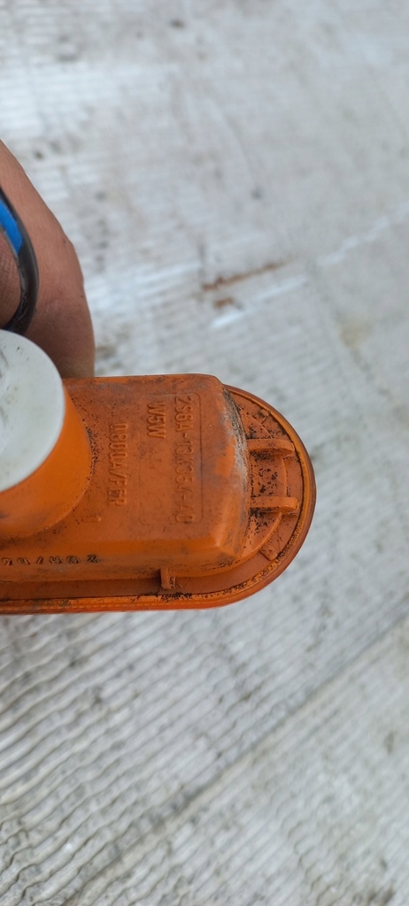 фото №4, Поворотник поворотник w крыло перед ford c-max