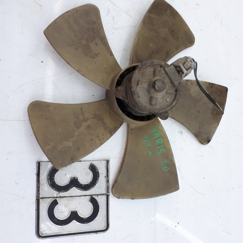 фото №1, Toyota yaris 1.0 01r вентилятор радиатора