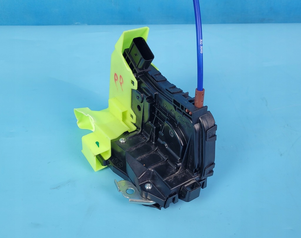 фото №7, Kia sportage v 23r замок дверь правый перед 81320-r2000