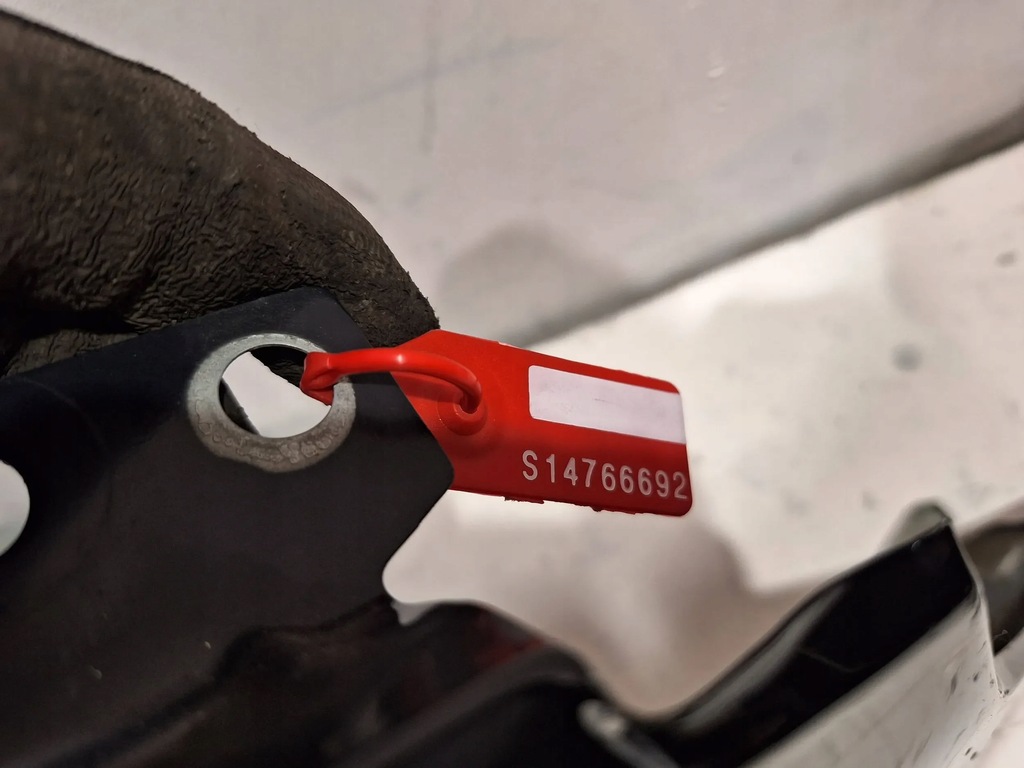 фото №8, Крыло перед правый peugeot 2008 i 13-