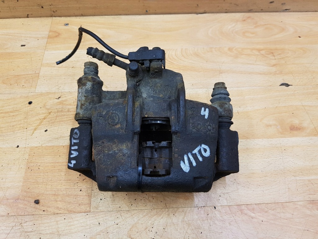 фото №1, Супорт гальмівний перед правий mercedes w638 vito