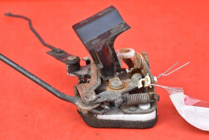 фото №4, Замок двері лівий перед передній hyundai coupe 1 i 96-99