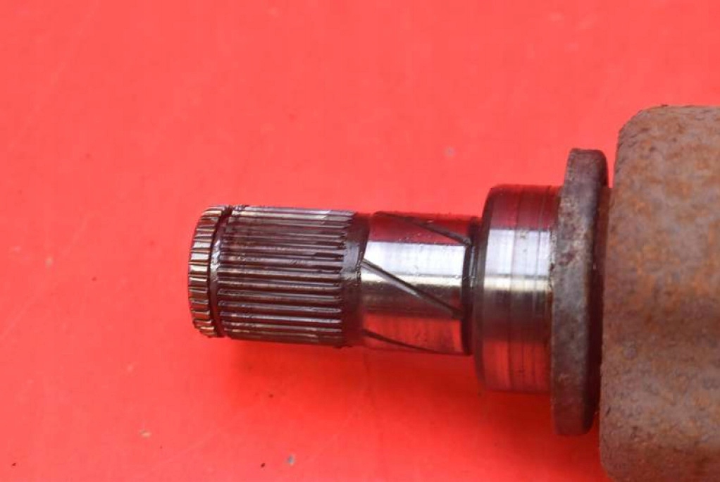 Привідний вал ліва перед автоматична коробка передач cv61-3b437-xa ford focus mk3 2.0 16v 162 km 14-20 в Україні