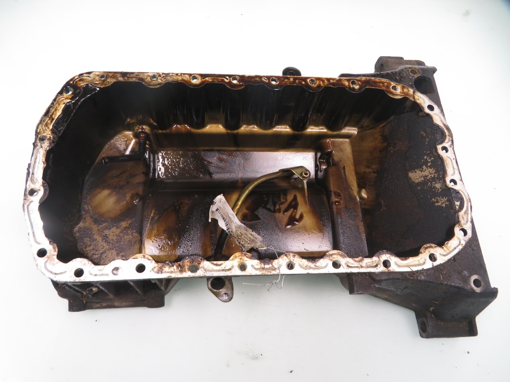 фото №10, Поддон масляная citroen c5 i 1.8 16v 9637093810