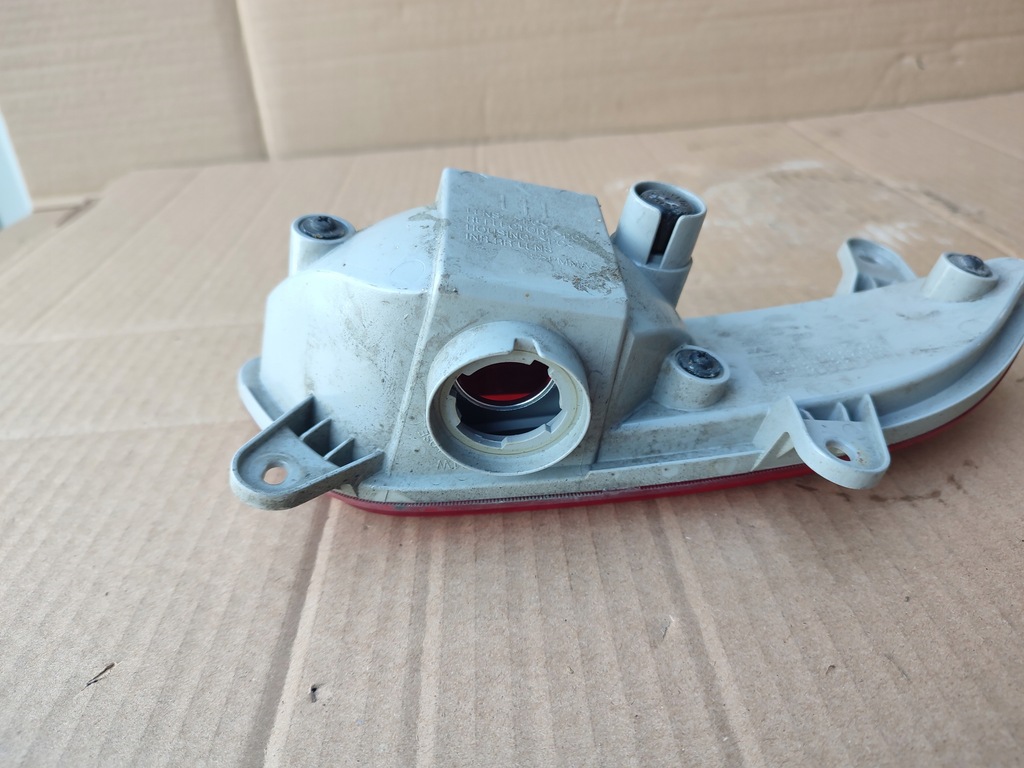 фото №7, Лампа бампера левый задняя hyundai ix20 92405-1k0 europa