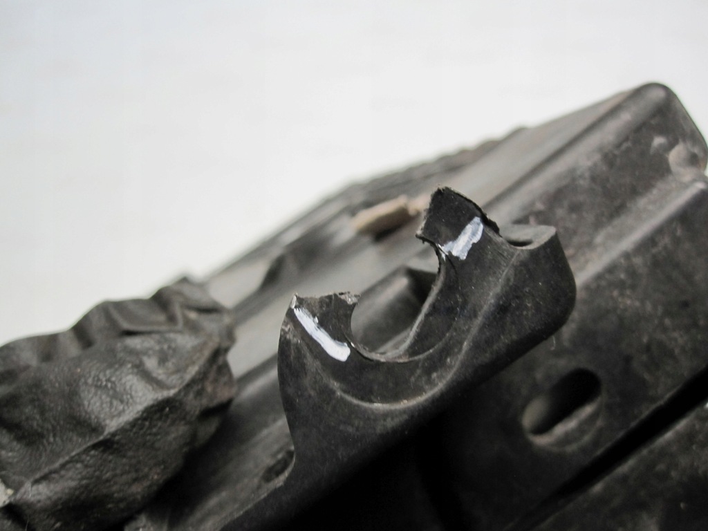 фото №5, Citroen c3 picasso lift 1.4 vti корпус аккумулятор 9801801880 9688783080