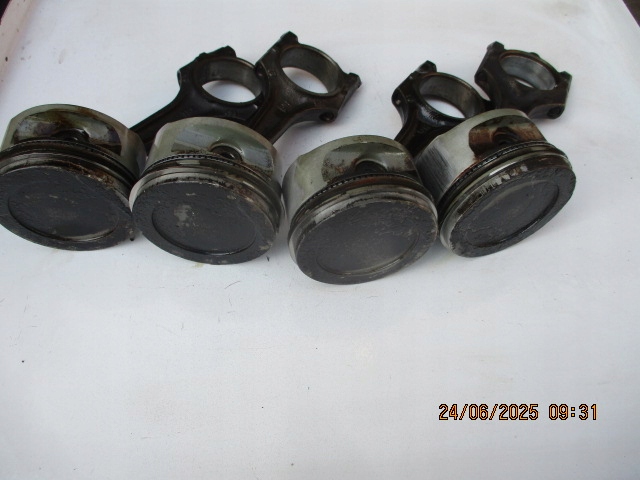 фото №1, Поршень з шатун opel 1,6 8v