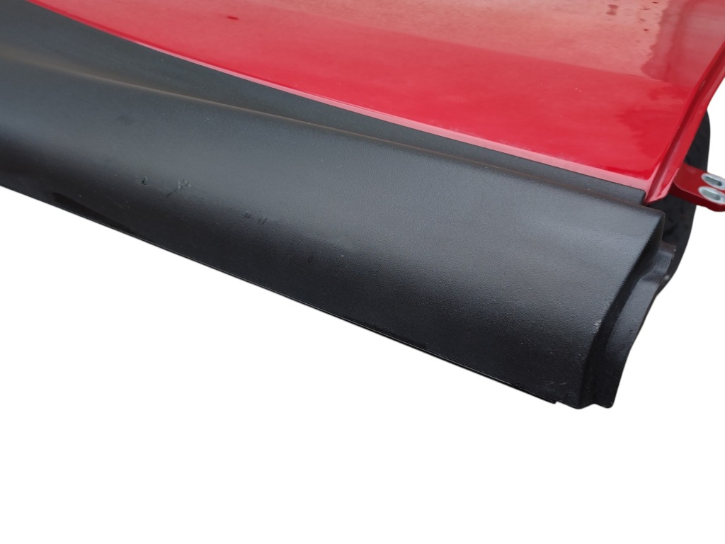 Дверь коплектная  правое  задняя красные правый  задняя dodge hornet 2022– Киев