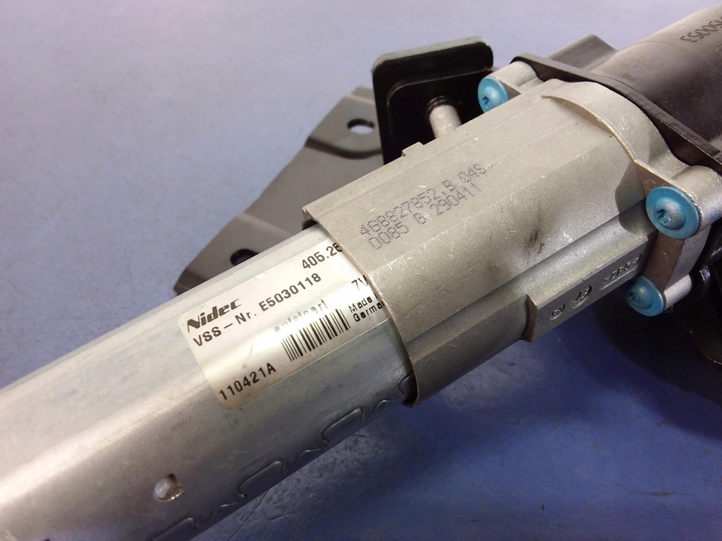 фото №5, Audi a7 4g привод крышки задняя правый 4g8827852b