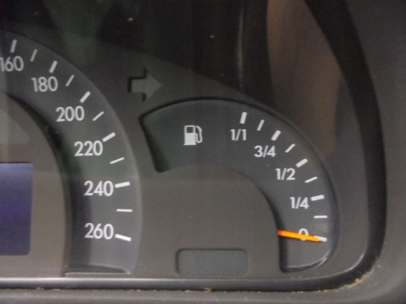 фото №7, Mercedes c w203 счетчик приборы 2.0b a2035402647