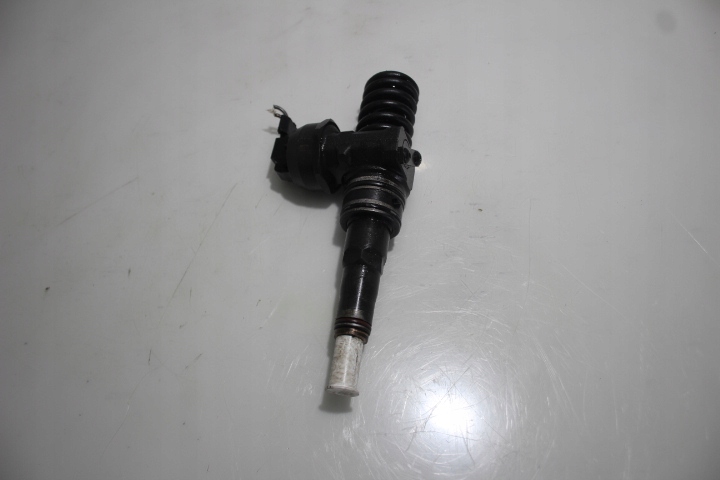 фото №1, Насоси-форсунки насос-форсунка audi a3 8p 1.9tdi