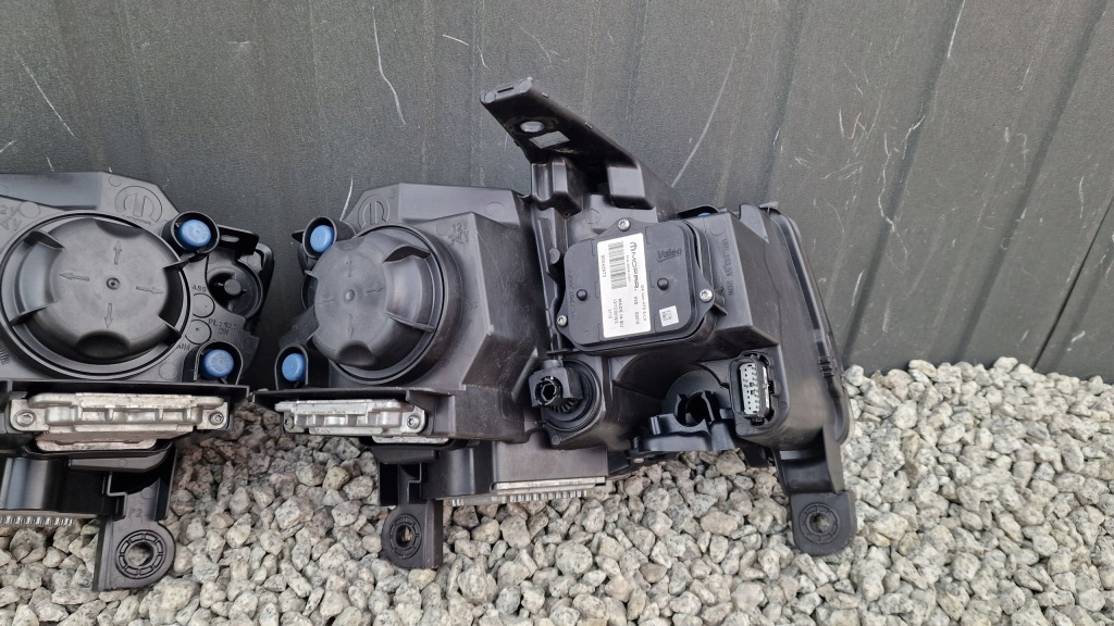 Jeep grand cherokee wk2 2013 2014 2015 2016 фара ксенон led ліва правий америка Оригінал